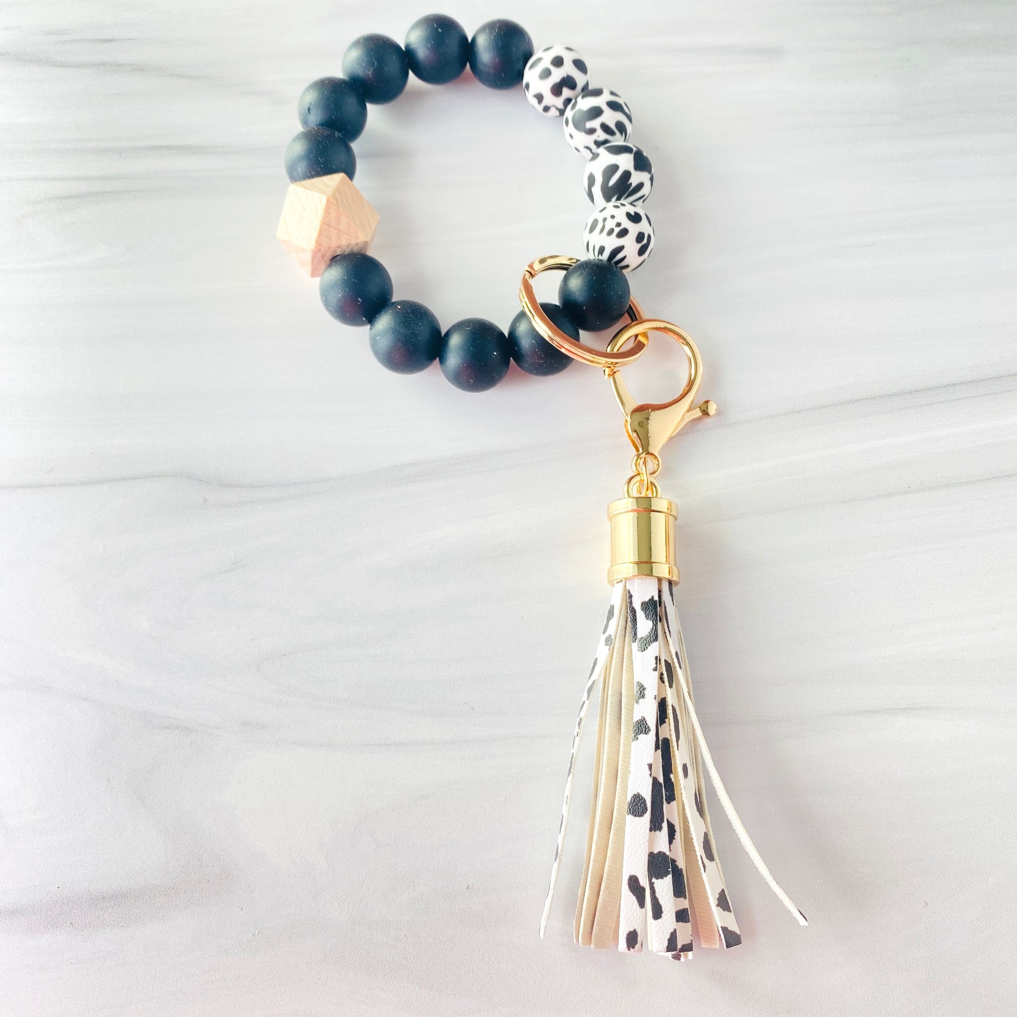 Silicone Beaded Keychain Wristlet Tutorial » The Denver Housewife