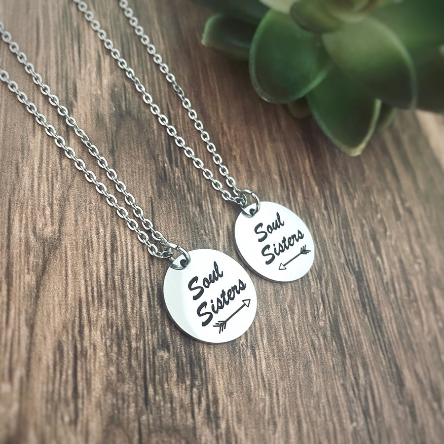 Silver Stainless Steel engraved with Soul Sisters necklace set and an arrow pointing left and right with a cable chain